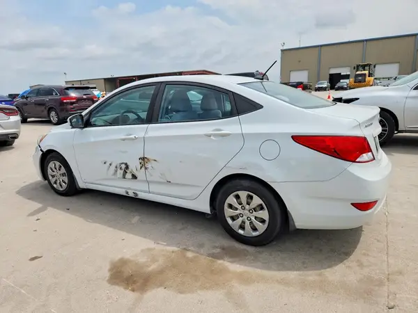 KMHCT4AE6HU361531 2017 HYUNDAI ACCENT - Image 2