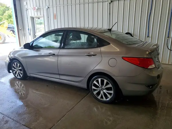 KMHCT4AE6HU364204 2017 HYUNDAI ACCENT - Image 2