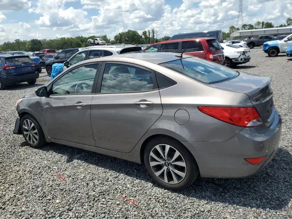 KMHCT4AE6HU364977 2017 HYUNDAI ACCENT - Image 2