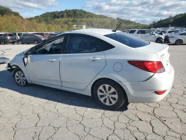 KMHCT4AE6HU368799 2017 HYUNDAI ACCENT - Image 2