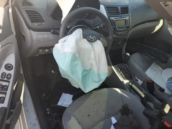 KMHCT4AE6HU368799 2017 HYUNDAI ACCENT - Image 8