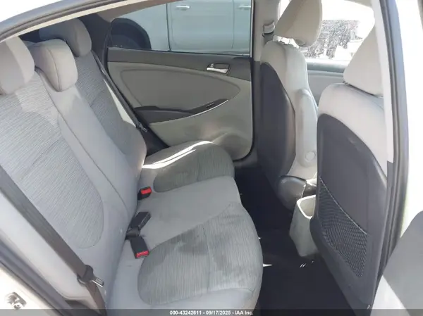 KMHCT4AE6HU371153 2017 HYUNDAI ACCENT - Image 8