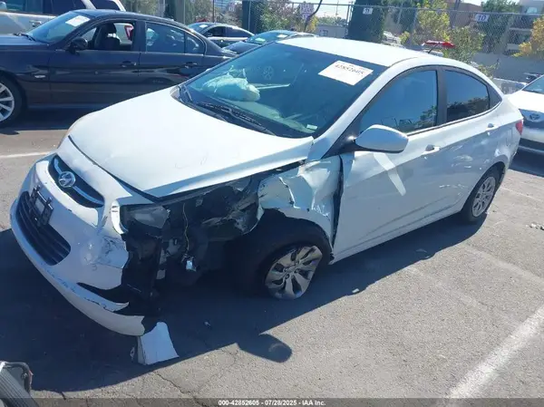 KMHCT4AE6HU372044 2017 HYUNDAI ACCENT - Image 2