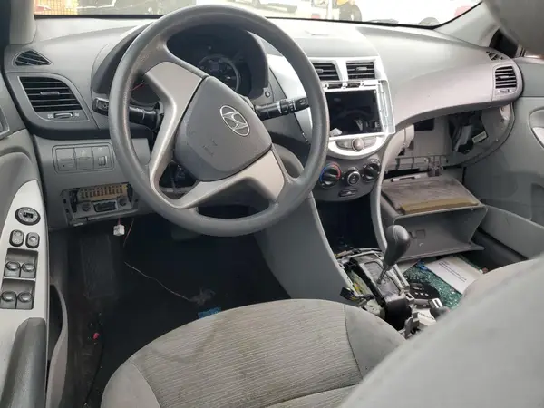 KMHCT4AE6HU376532 2017 HYUNDAI ACCENT - Image 8