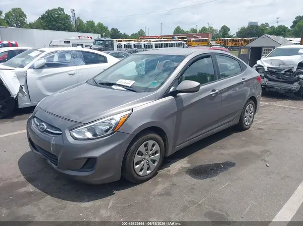 KMHCT4AE6HU377597 2017 HYUNDAI ACCENT - Image 2