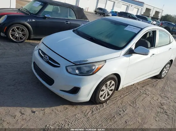 KMHCT4AE7GU011520 2016 HYUNDAI ACCENT - Image 2