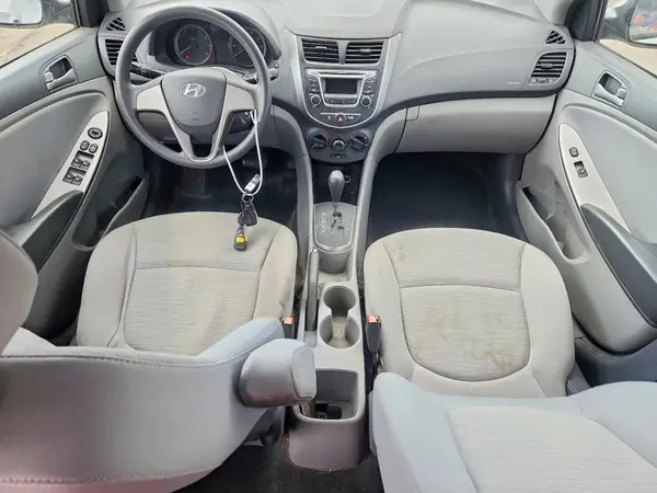 KMHCT4AE7GU015695 2016 HYUNDAI ACCENT - Image 8