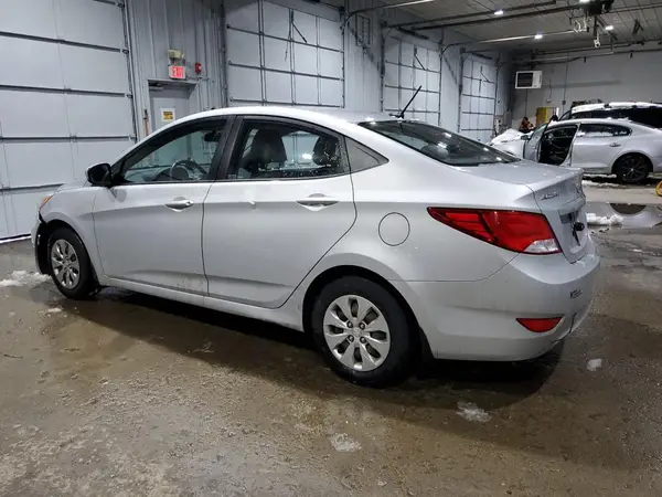KMHCT4AE7GU015714 2016 HYUNDAI ACCENT - Image 2