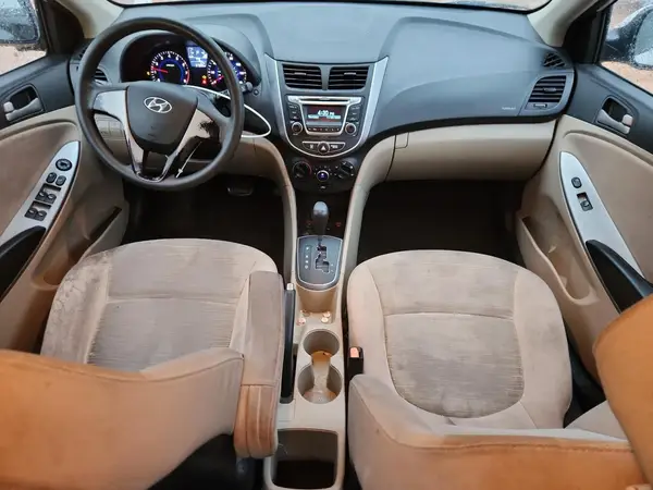 KMHCT4AE7GU043903 2016 HYUNDAI ACCENT - Image 8