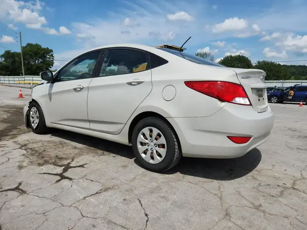 KMHCT4AE7GU068123 2016 HYUNDAI ACCENT - Image 2