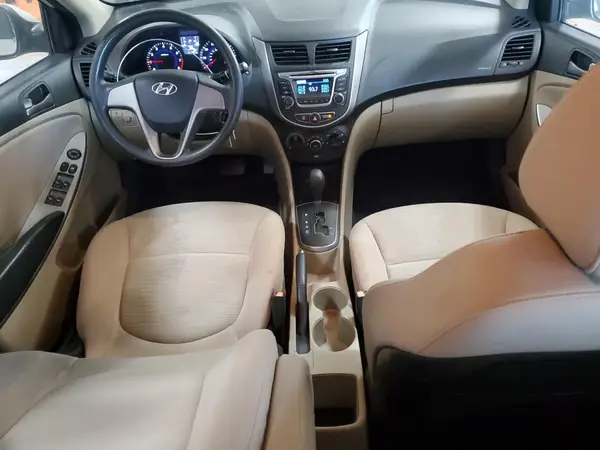 KMHCT4AE7GU071605 2016 HYUNDAI ACCENT - Image 8