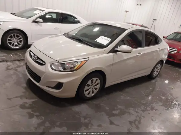 KMHCT4AE7GU071684 2016 HYUNDAI ACCENT - Image 2