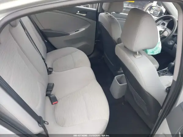 KMHCT4AE7GU072365 2016 HYUNDAI ACCENT - Image 8