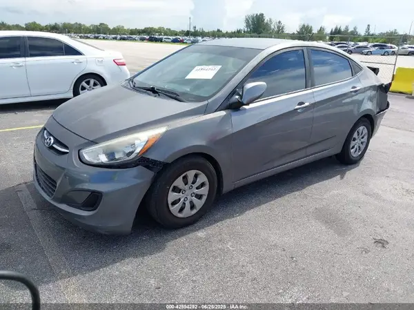 KMHCT4AE7GU072639 2016 HYUNDAI ACCENT - Image 2