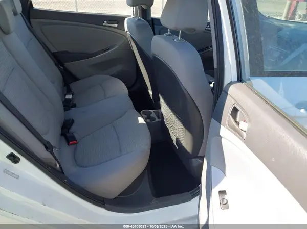 KMHCT4AE7GU077758 2016 HYUNDAI ACCENT - Image 8