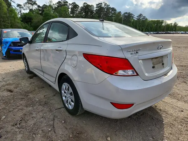 KMHCT4AE7GU080496 2016 HYUNDAI ACCENT - Image 2