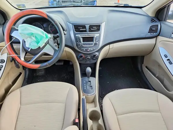 KMHCT4AE7GU080496 2016 HYUNDAI ACCENT - Image 8