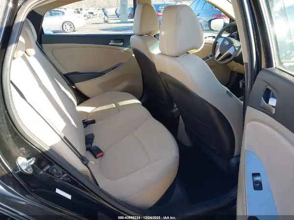 KMHCT4AE7GU081468 2016 HYUNDAI ACCENT - Image 8