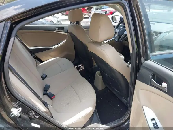 KMHCT4AE7GU083186 2016 HYUNDAI ACCENT - Image 8