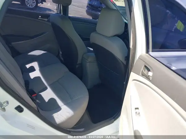 KMHCT4AE7GU115523 2016 HYUNDAI ACCENT - Image 8
