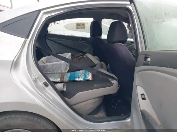 KMHCT4AE7GU140583 2016 HYUNDAI ACCENT - Image 8