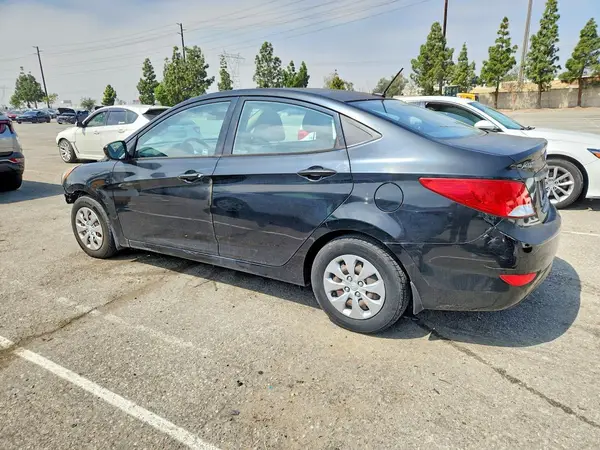 KMHCT4AE7GU150692 2016 HYUNDAI ACCENT - Image 2