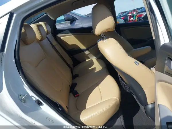 KMHCT4AE7GU943345 2016 HYUNDAI ACCENT - Image 8