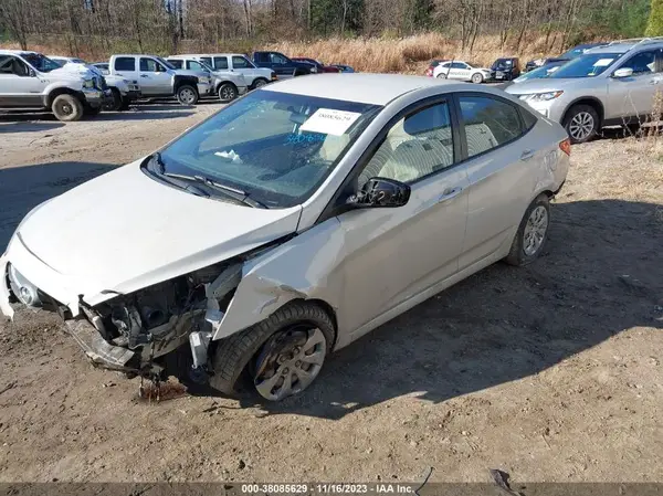 KMHCT4AE7GU946553 2016 HYUNDAI ACCENT - Image 2