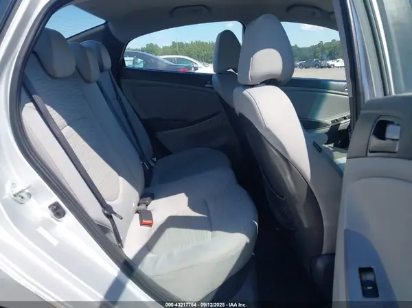 KMHCT4AE7GU947167 2016 HYUNDAI ACCENT - Image 8