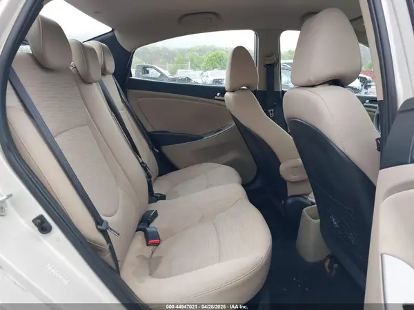 KMHCT4AE7GU982341 2016 HYUNDAI ACCENT - Image 8