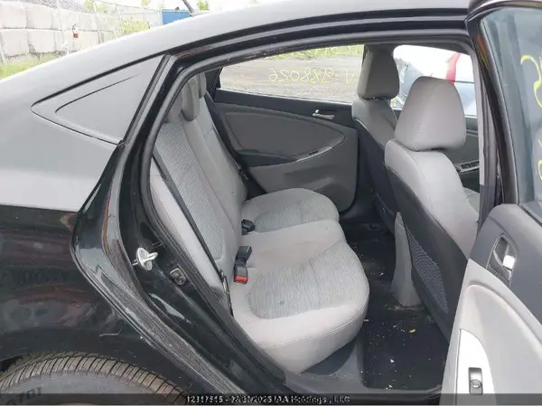 KMHCT4AE7GU988026 2016 HYUNDAI ACCENT - Image 8