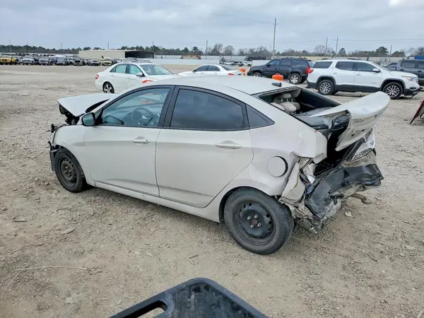 KMHCT4AE7GU998958 2016 HYUNDAI ACCENT - Image 2