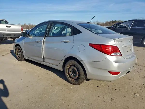 KMHCT4AE7HU170703 2017 HYUNDAI ACCENT - Image 2