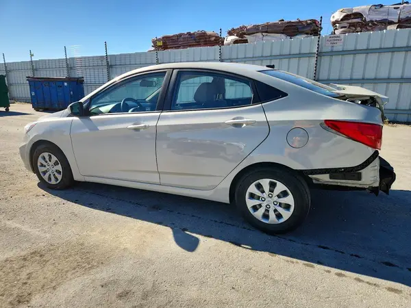 KMHCT4AE7HU172175 2017 HYUNDAI ACCENT - Image 2