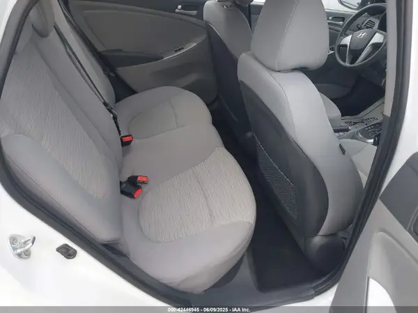 KMHCT4AE7HU179076 2017 HYUNDAI ACCENT - Image 8