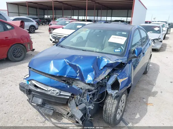 KMHCT4AE7HU181457 2017 HYUNDAI ACCENT - Image 2