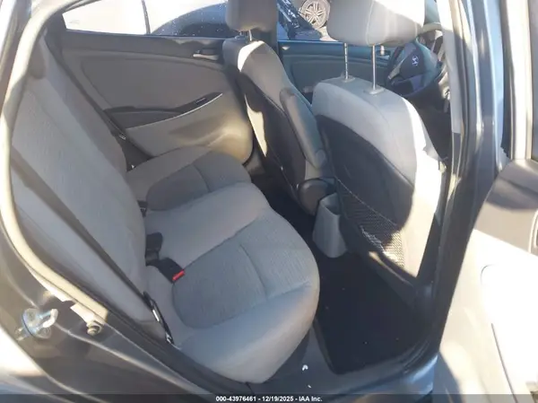 KMHCT4AE7HU212903 2017 HYUNDAI ACCENT - Image 8