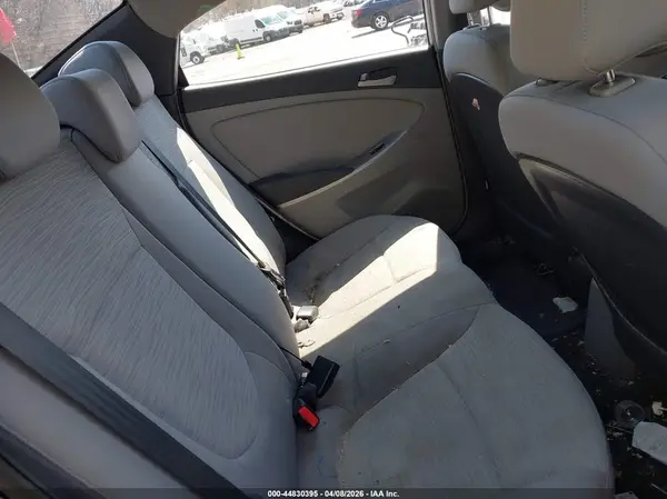 KMHCT4AE7HU218541 2017 HYUNDAI ACCENT - Image 8