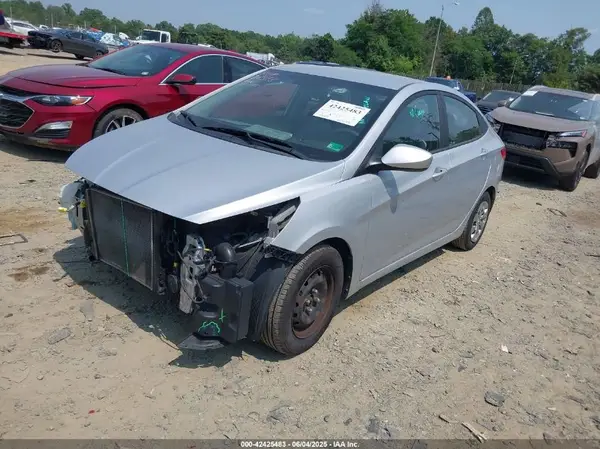 KMHCT4AE7HU233282 2017 HYUNDAI ACCENT - Image 2