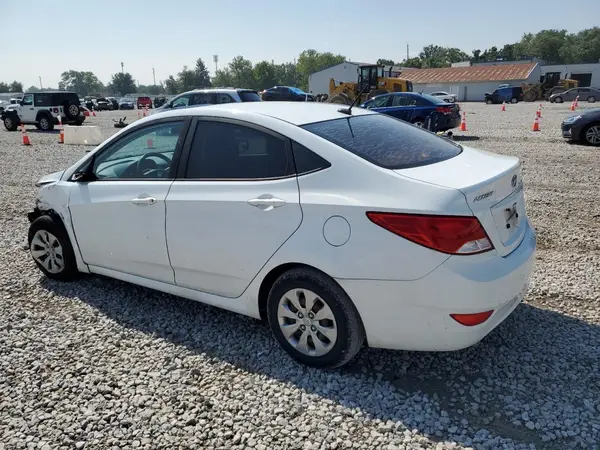KMHCT4AE7HU234674 2017 HYUNDAI ACCENT - Image 2