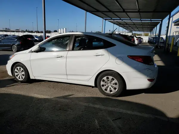 KMHCT4AE7HU240409 2017 HYUNDAI ACCENT - Image 2