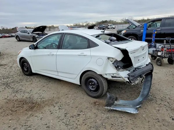 KMHCT4AE7HU241513 2017 HYUNDAI ACCENT - Image 2