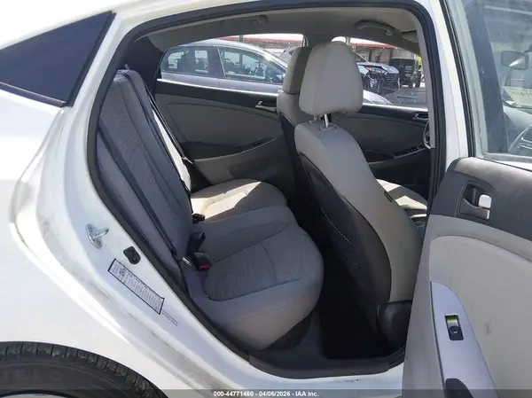 KMHCT4AE7HU241611 2017 HYUNDAI ACCENT - Image 8