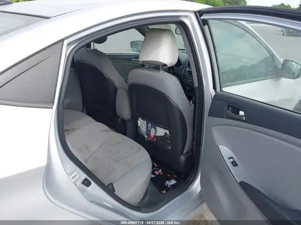 KMHCT4AE7HU251362 2017 HYUNDAI ACCENT - Image 8