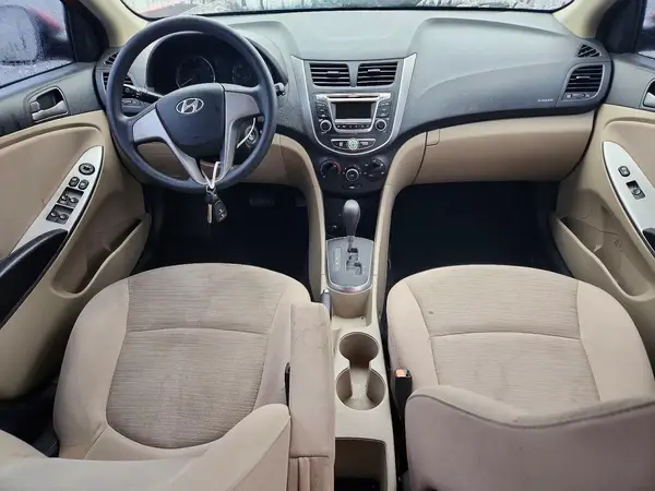 KMHCT4AE7HU267898 2017 HYUNDAI ACCENT - Image 8