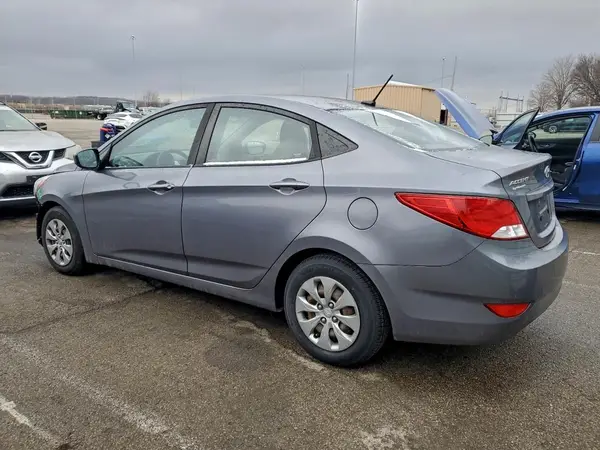 KMHCT4AE7HU269683 2017 HYUNDAI ACCENT - Image 2