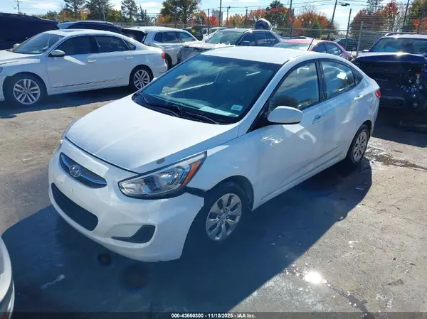 KMHCT4AE7HU273250 2017 HYUNDAI ACCENT - Image 2
