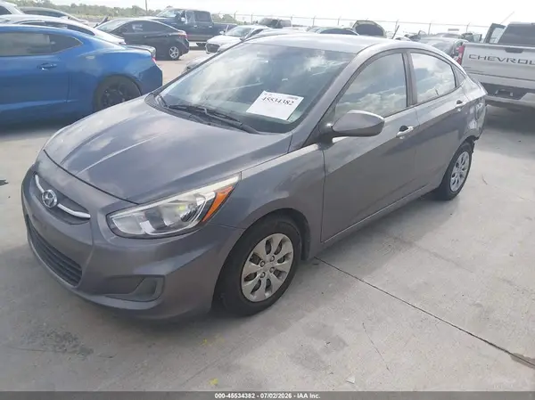 KMHCT4AE7HU283339 2017 HYUNDAI ACCENT - Image 2