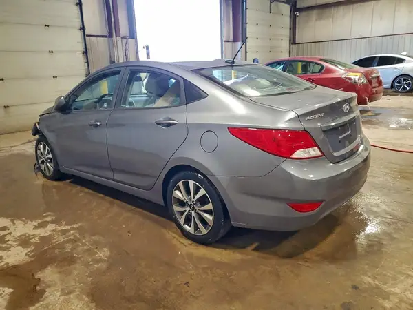 KMHCT4AE7HU285723 2017 HYUNDAI ACCENT - Image 2