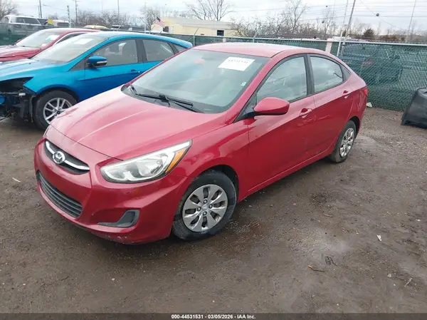 KMHCT4AE7HU296446 2017 HYUNDAI ACCENT - Image 2